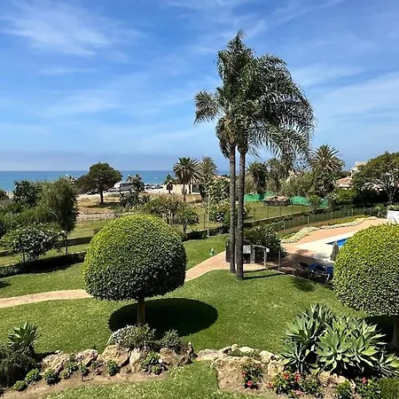 Front Line Hacienda Playa Apartment Marbella